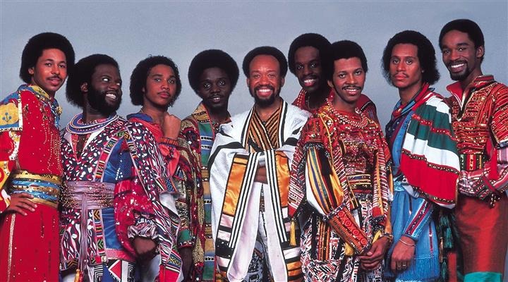 10 Best Earth, Wind & Fire Songs of All Time - Singersroom.com