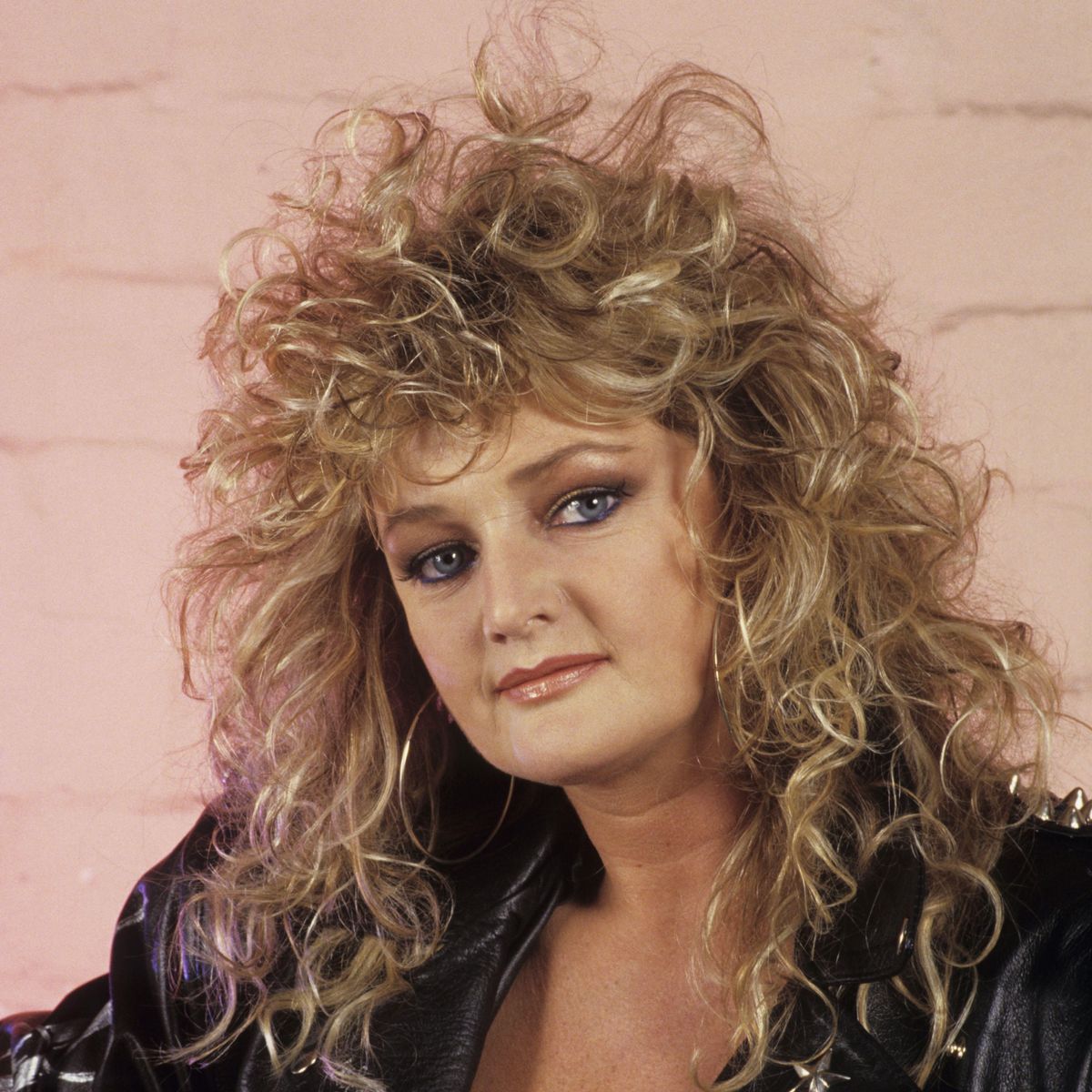 Bonnie Tyler feiert 50. Bühnenjubiläum: "Musik war meine Traumwelt" - DER  SPIEGEL