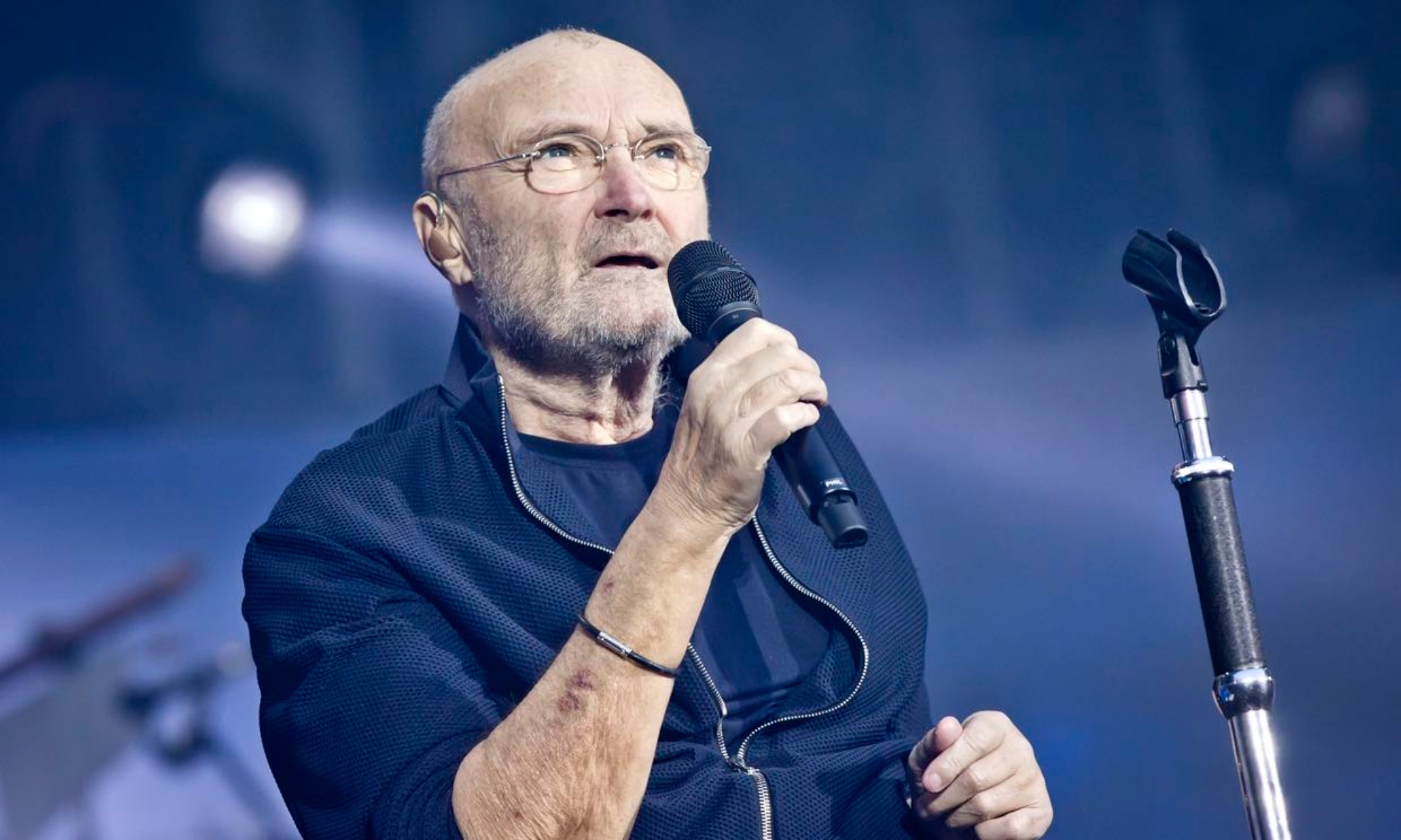 Phil Collins final concert: Amid health problems, the singer bids farewell with Genesis | Marca