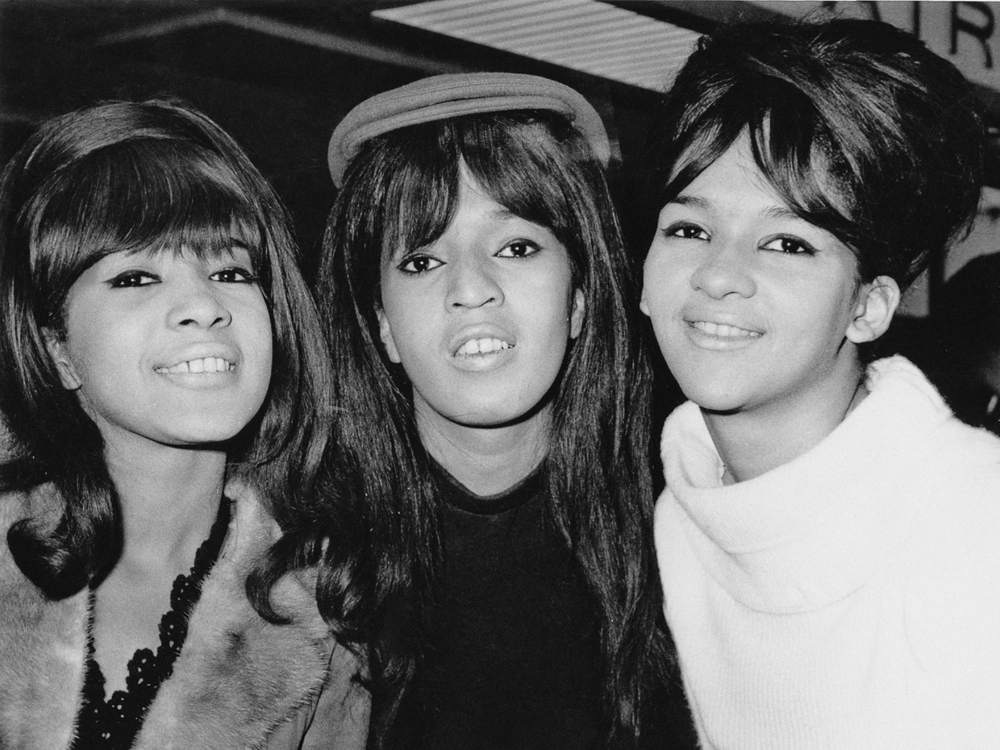 60s girl group icon Ronnie Spector, lead singer of the Ronettes, dead at 78 | National Post