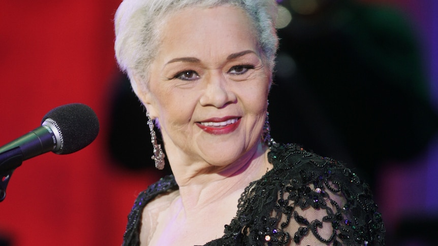 Etta James dies at 73 - ABC News