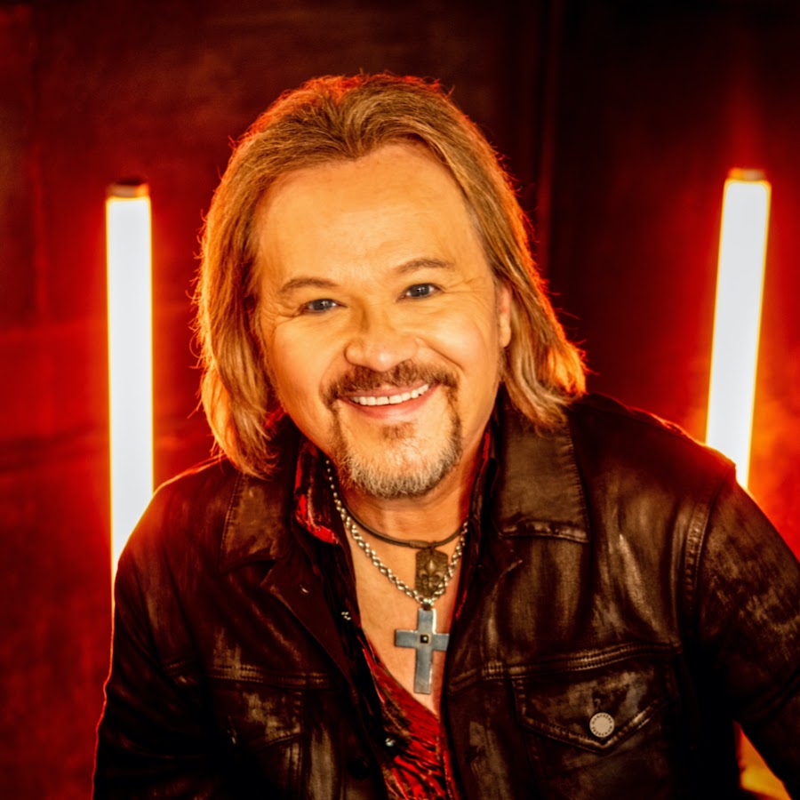 Travis Tritt - YouTube