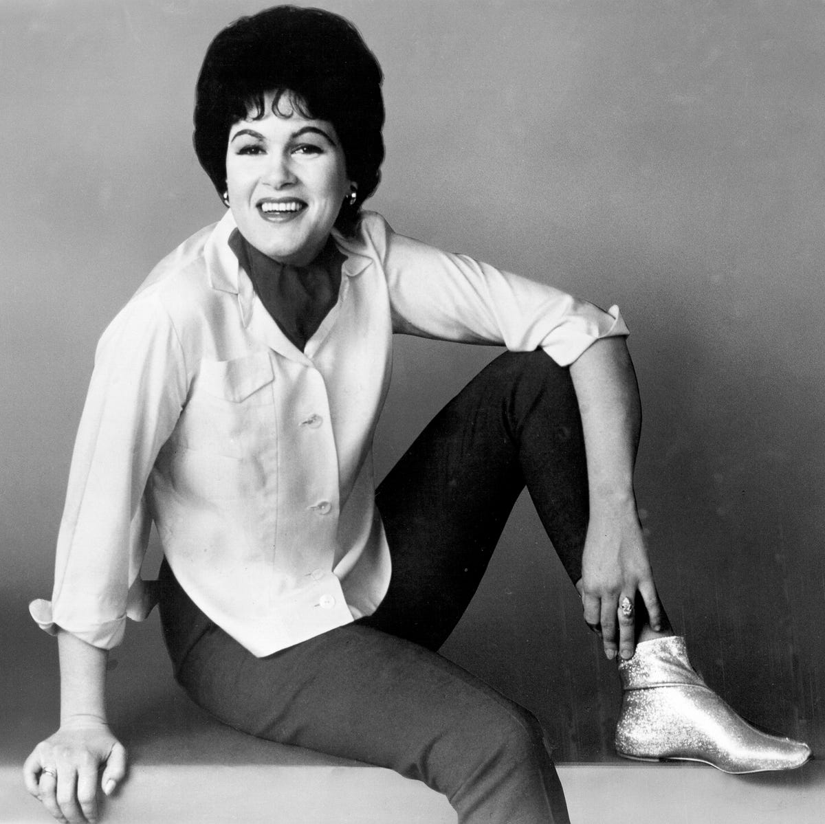 All the Tragic Details About Patsy Cline's Death, Including Who Died In the Plane Crash With Her