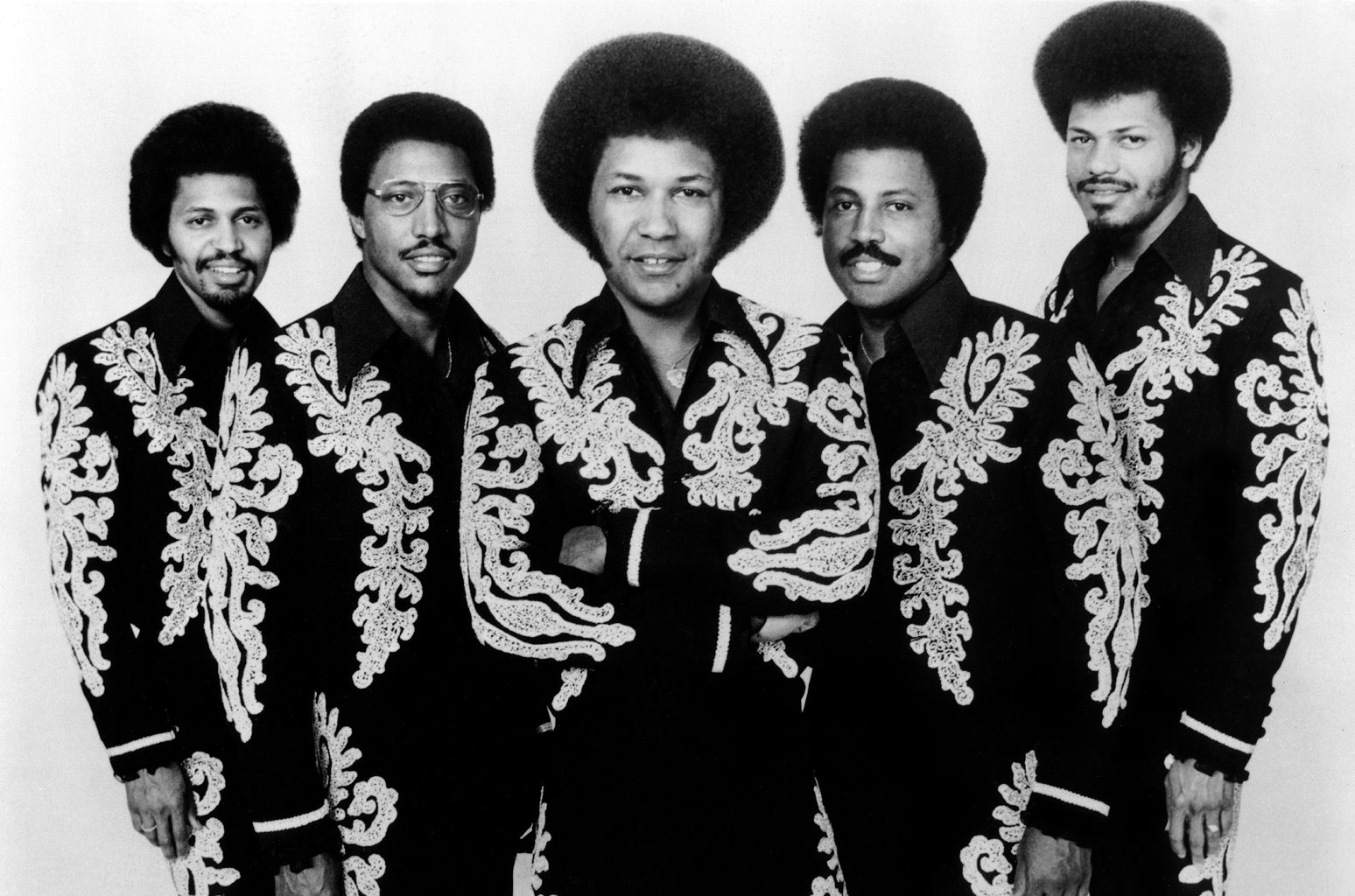 Ralph Tavares Dead: Eldest Brother of R&B Quintet Tavares Was 79 – Billboard