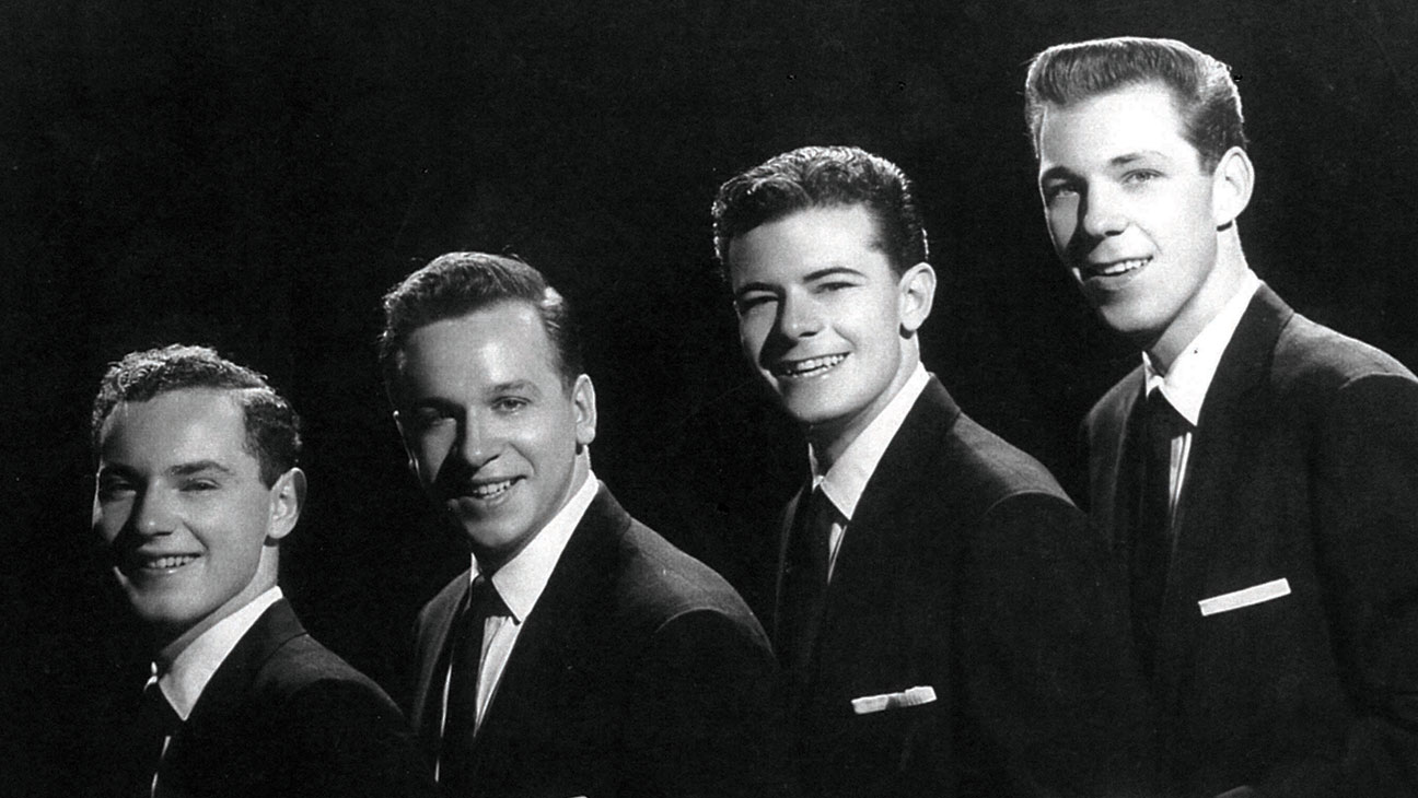 Dave Somerville Dead: Diamonds Singer Was 81 – The Hollywood Reporter